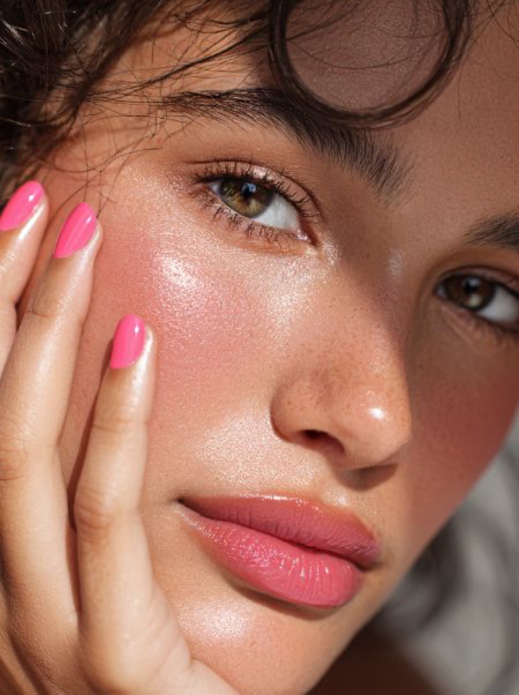 Stilvoll gestaltet mit professionellem Nageldesign